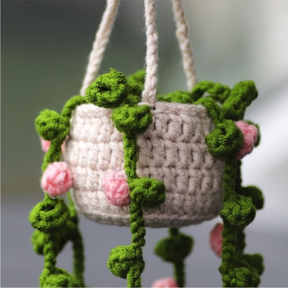 Handmade Woven Flower Vine Plant Pot Yarn Knit Car Mirror/Wall Hanging Accessory - Picture 4 of 6